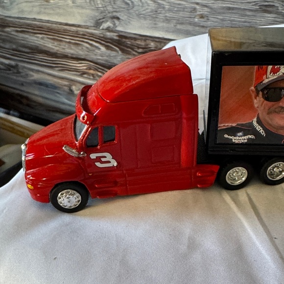 Dale Earnhardt truck and red trailer - Picture 2 of 6